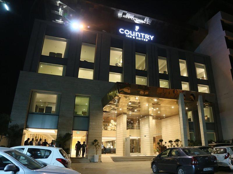 Country Inn & Suites By Radisson Chandigarh Zirakpur Esterno foto