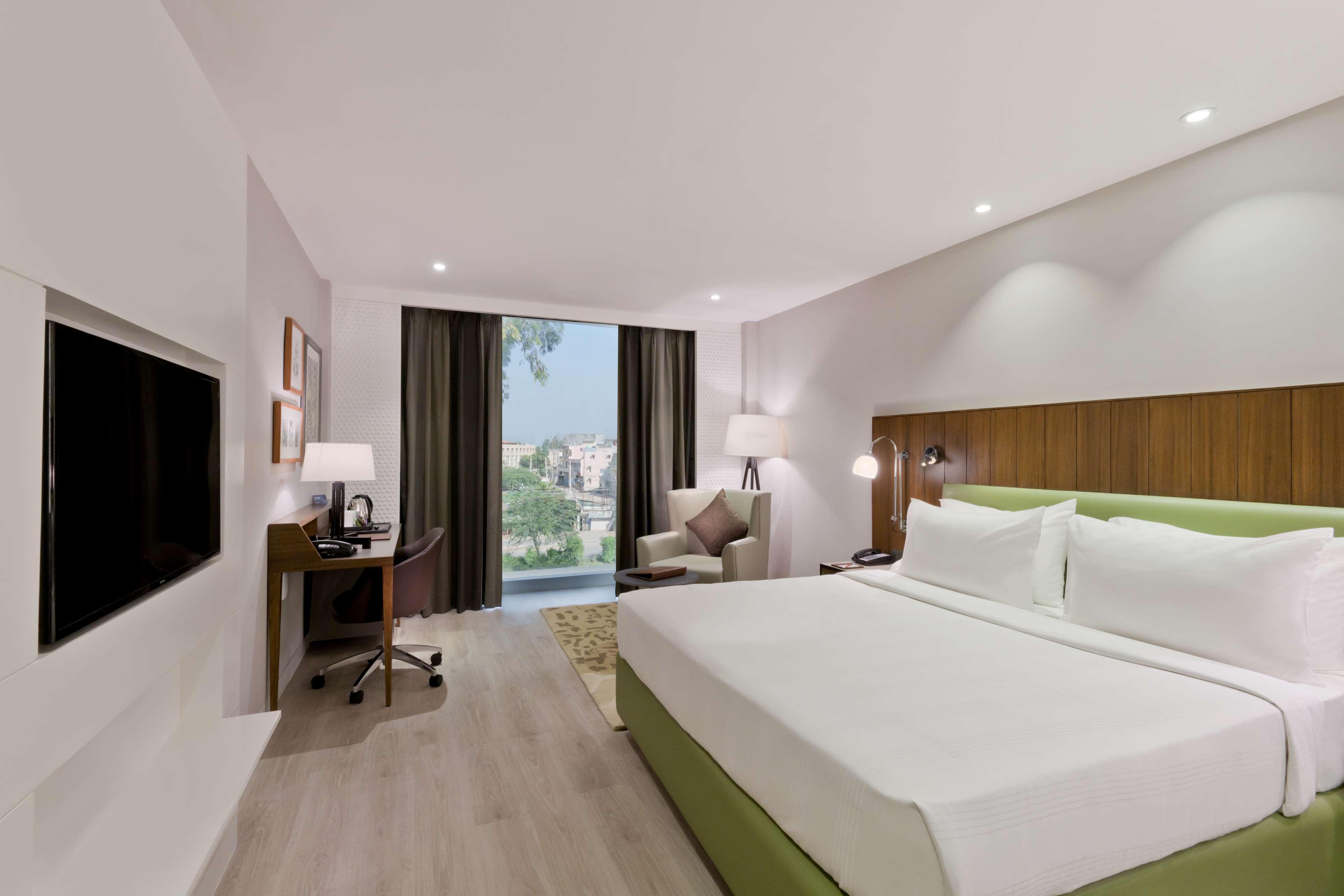 Country Inn & Suites By Radisson Chandigarh Zirakpur Esterno foto