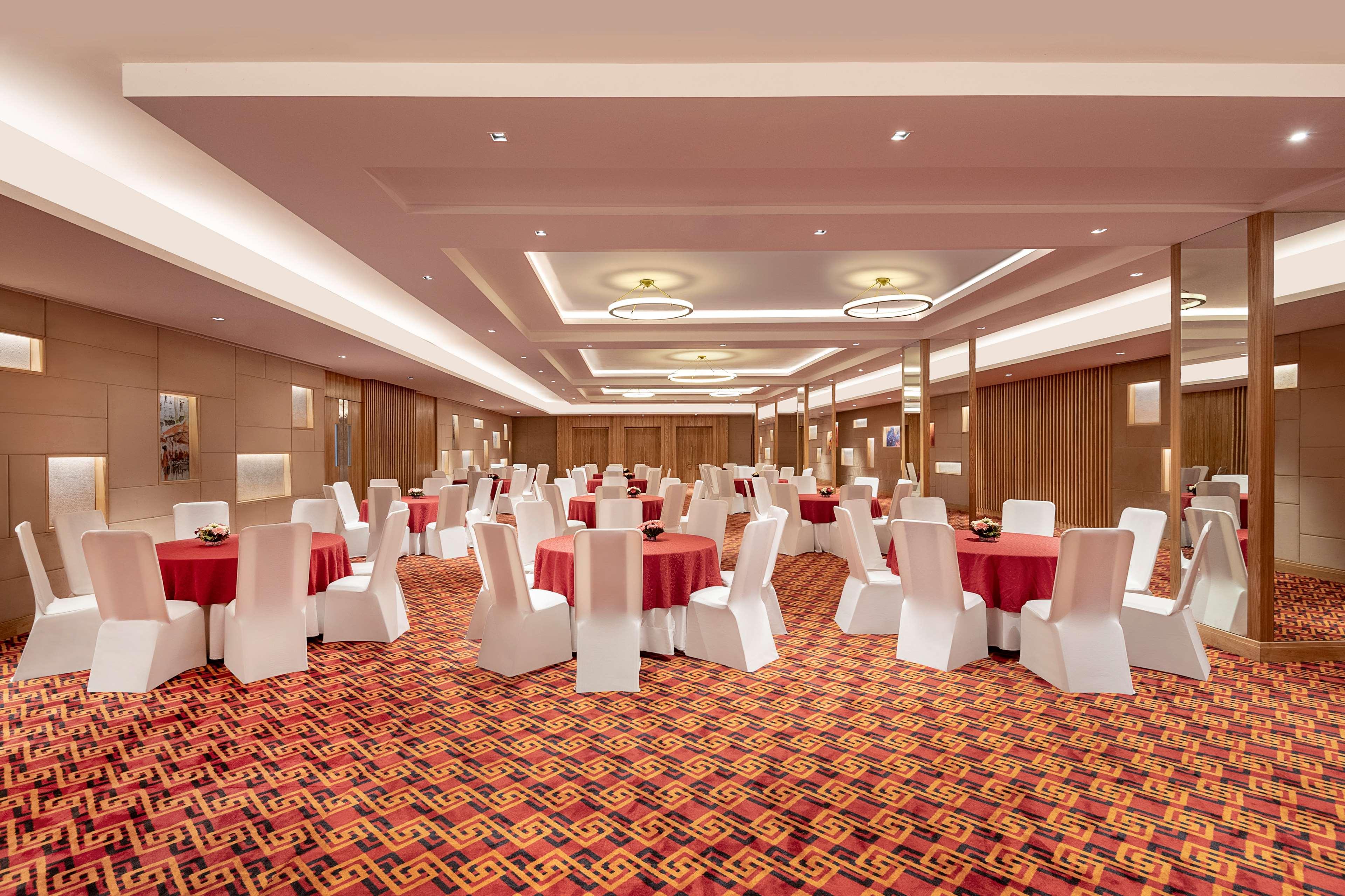 Country Inn & Suites By Radisson Chandigarh Zirakpur Esterno foto